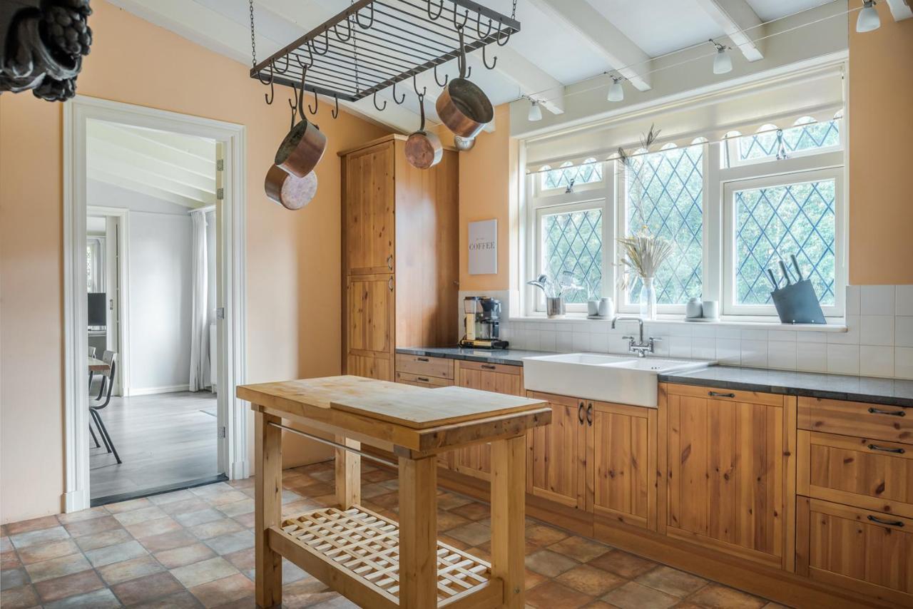 Beautiful English Villa With Hottub Zuidwolde  Luaran gambar